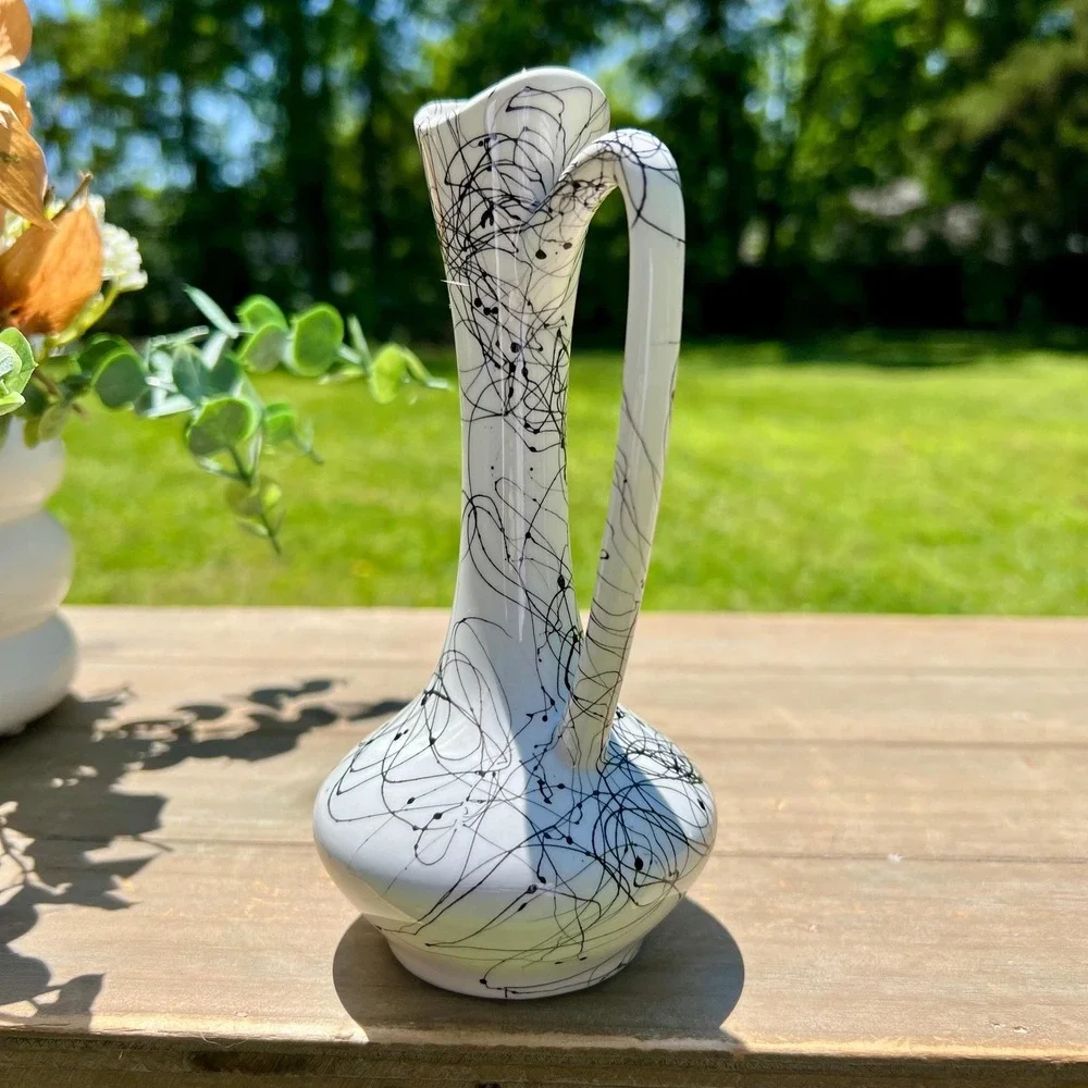 Small Black and White Squiggle/Drizzle/Horsehair Vase | Made in Japan